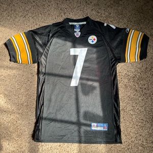 Woman’s Small Steelers Jersey